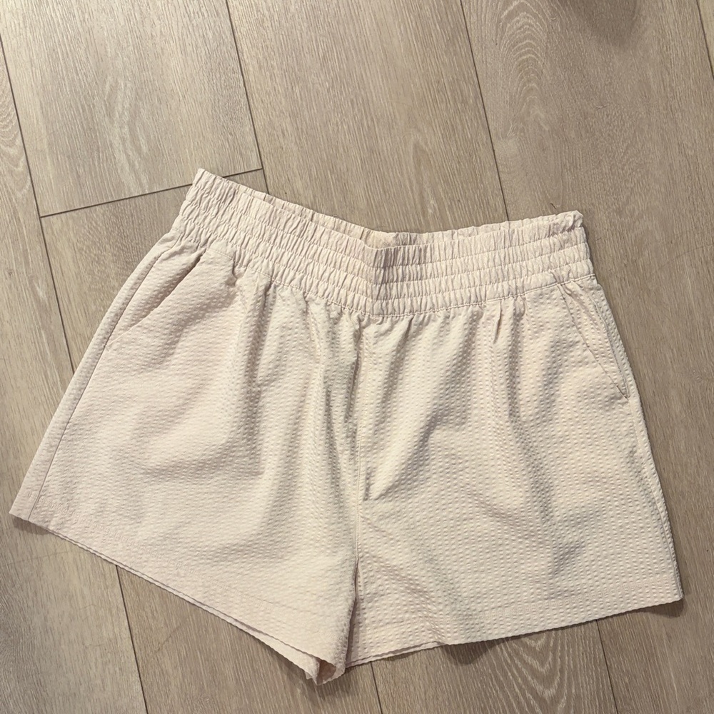Viori Villa Shorts